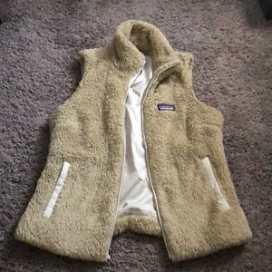 Patagonia fur vest. Worn once. Perfect condition!